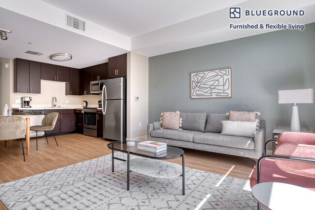 Building Photo - 367 Stockton Ave