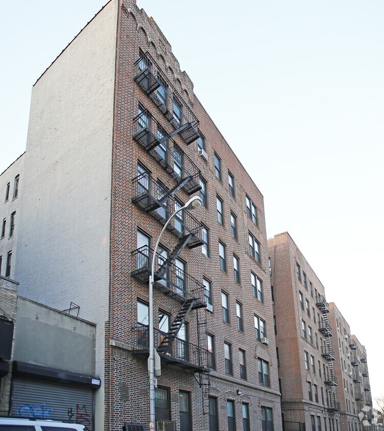 Foto del edificio - 1010 Lincoln Pl