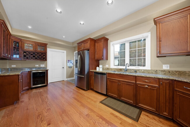 Foto del edificio - 844 N Ellsworth St