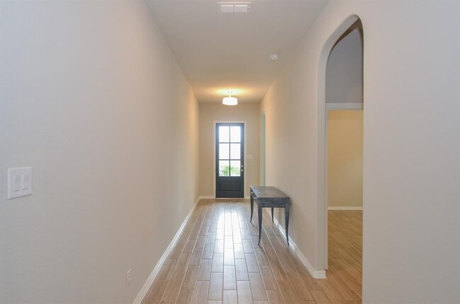 Building Photo - 3434 Pebble Creek Dr