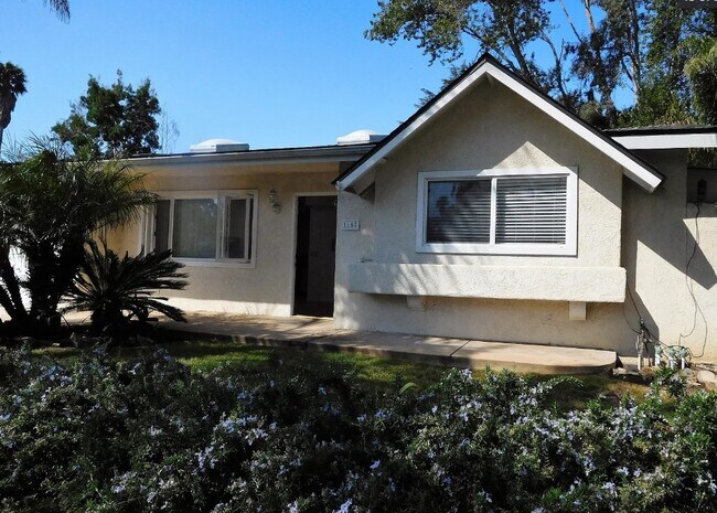 Foto del edificio - 1857 Vicente Dr