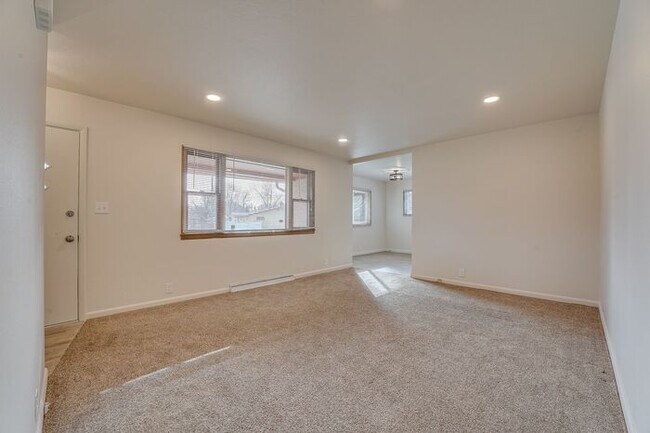 Foto del edificio - Cozy 3 Bedroom 2 Bathroom Home