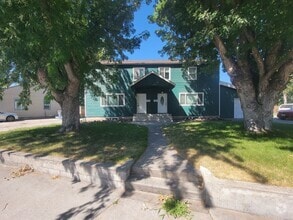 Building Photo - 1437 Kimball Ave