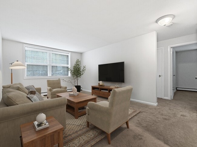 Building Photo - Keewaydin Pines