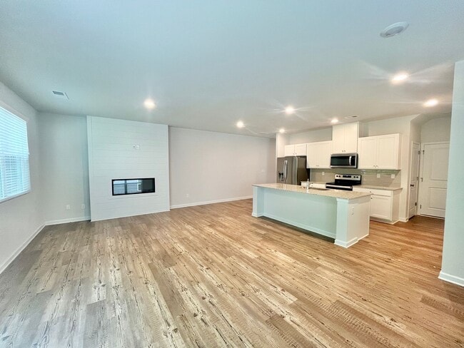 Building Photo - 5129 Sidney Sq Dr