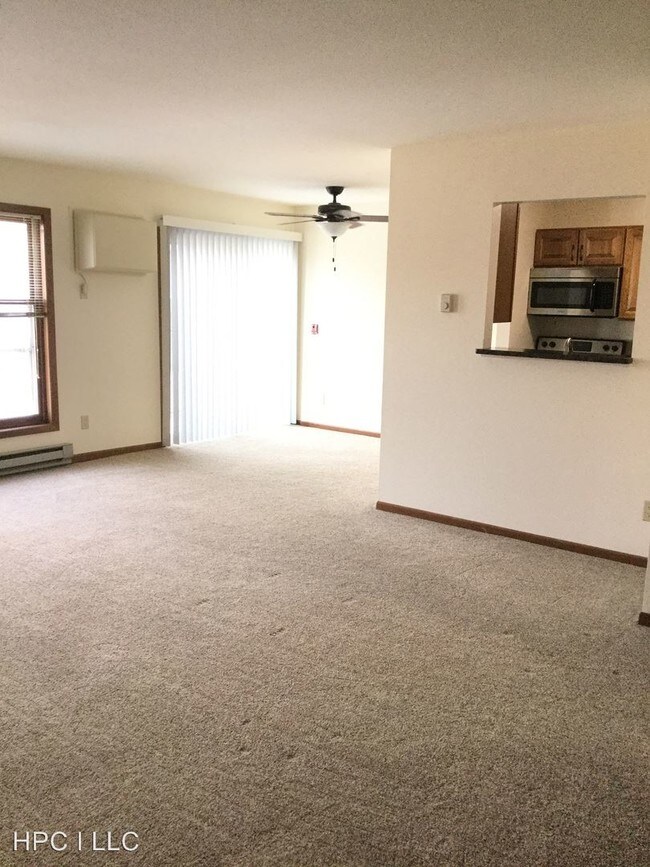 Foto del edificio - 7717 Radcliffe Dr