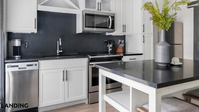 Foto del edificio - 2550 Blackmon Dr