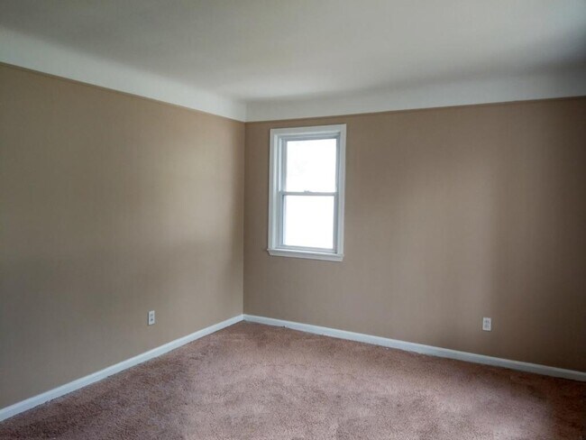 Building Photo - 32626 Sheridan
