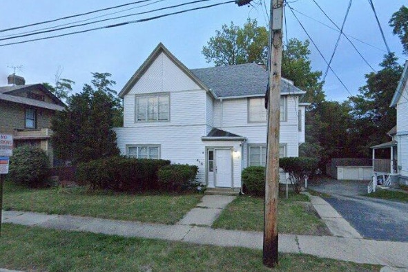 Primary Photo - 415 N Sheridan Rd