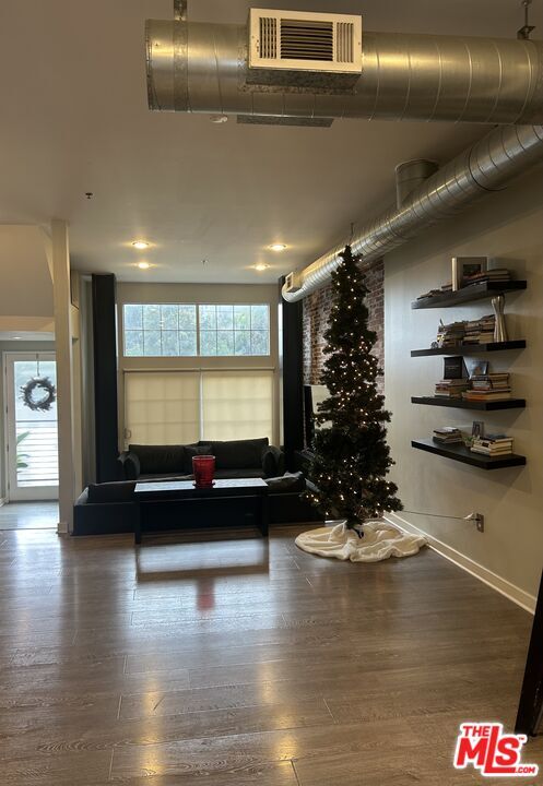 Foto del edificio - 5350 Playa Vista Dr