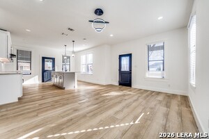 Foto del edificio - 2201 Monterey St