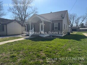 Building Photo - 215 S 9th St