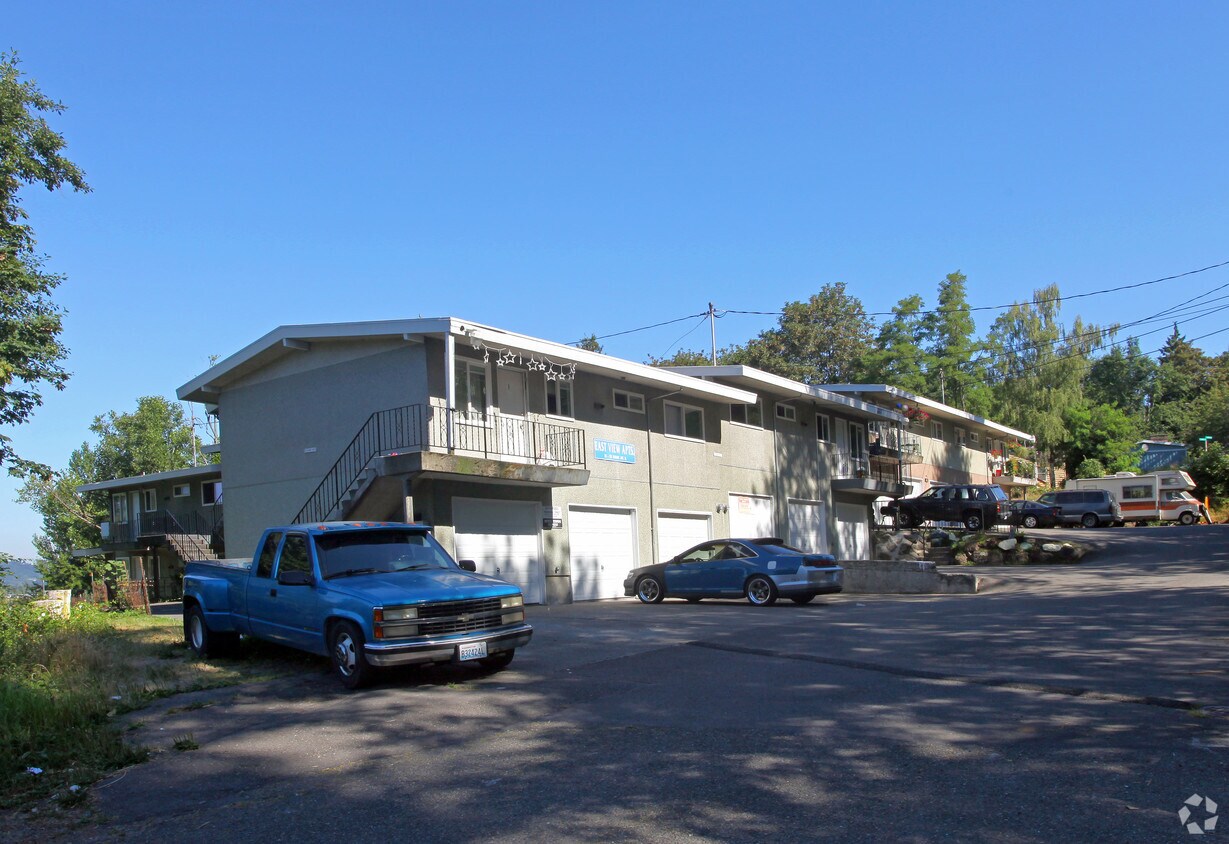 Primary Photo - East View Apartments