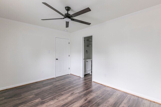 Foto del edificio - REMODLED HOME FOR RENT