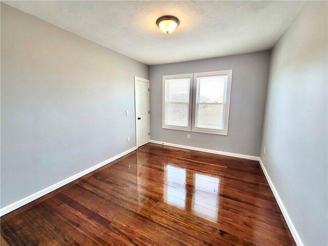 Building Photo - 121 Lowden St