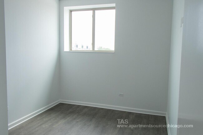 Foto del edificio - 928 W Dakin St