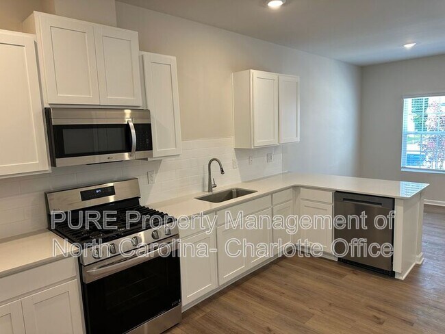Photo - 1835 Autumn Mist Dr Townhome