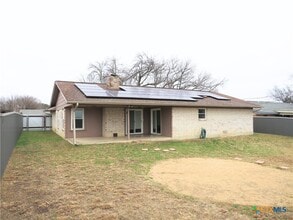 Building Photo - 2312 Doris Dr