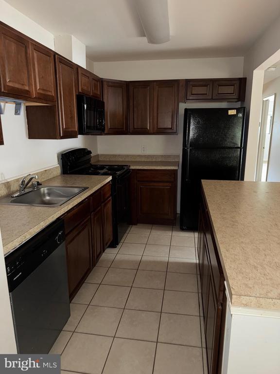 Foto del edificio - 50 Ashlar Hill Ct