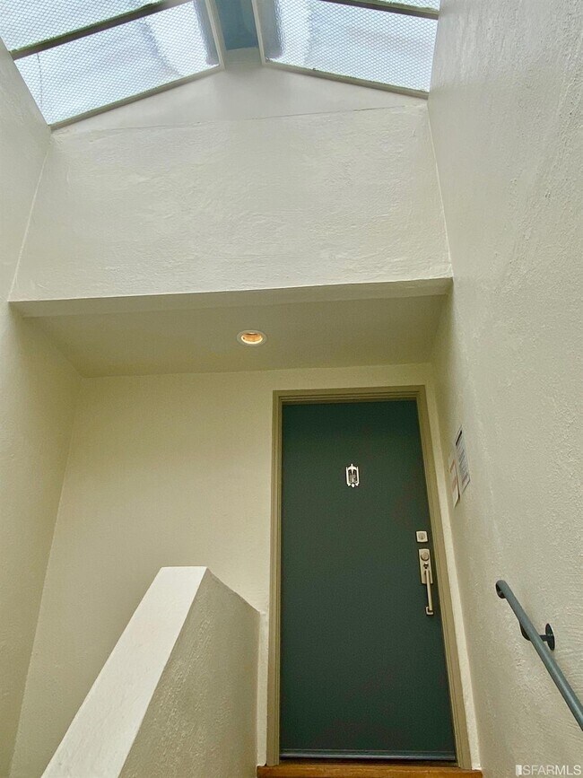 Foto del edificio - 59 Heather Ave