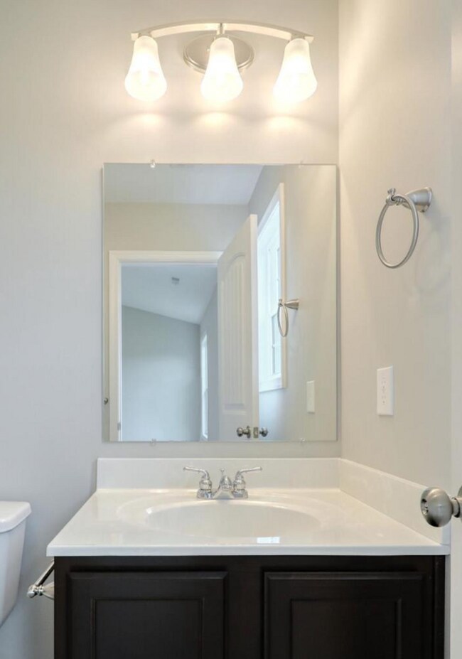 Foto del edificio - Dallastown Schools! Beautiful 3 Bedroom, 2.3 Bath Townhome!