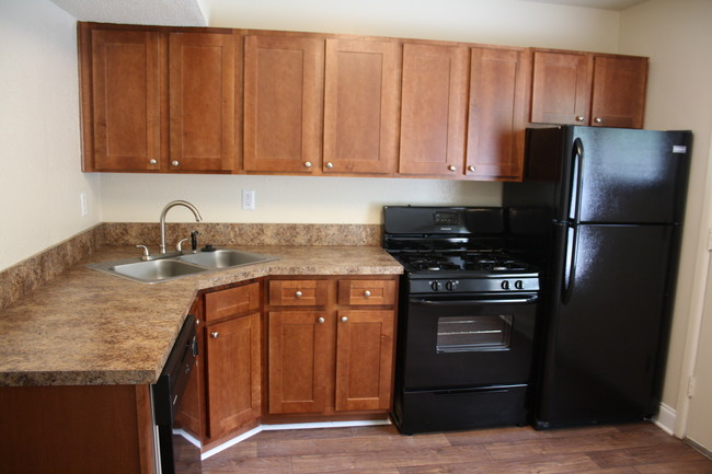 Upgraded Kitchen - Willow Ridge