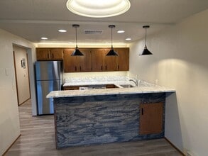 Building Photo - 1518 Pacific Pl Building Photo - 1518 Pacific Pl