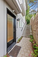Building Photo - 4846D Fauntleroy Wy SW