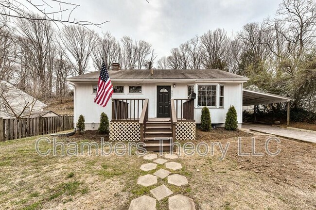 Photo - 6607 Berkshire Dr House