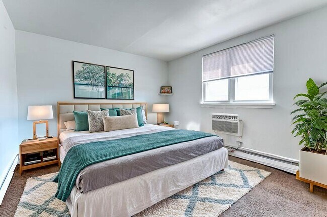 Foto del edificio - OAK RIDGE APARTMENTS