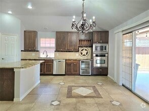 Building Photo - 3532 Canyon Rd