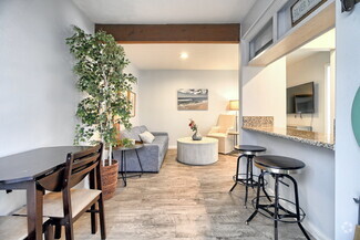Building Photo - 398 Highland Dr