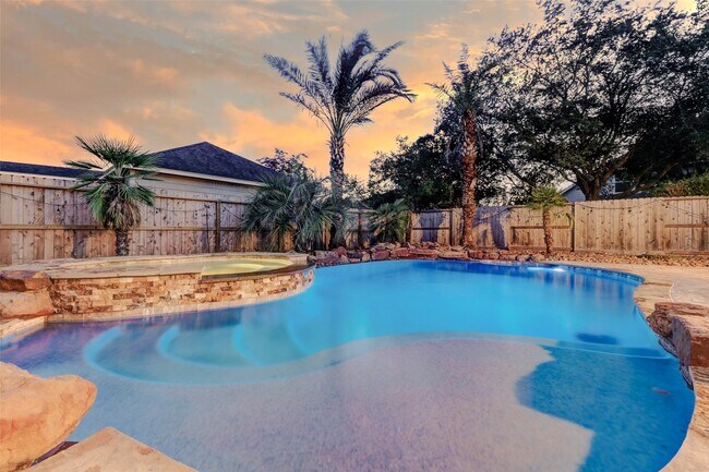 Foto del edificio - 2226 Arrowwood Trail