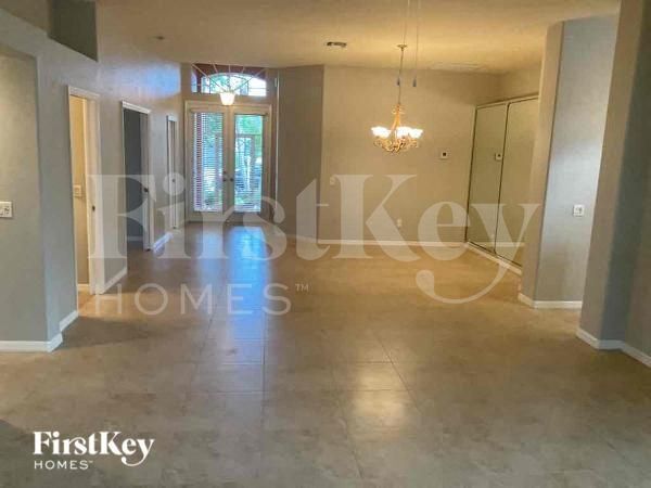 Foto del edificio - 26324 Stillwater Cir