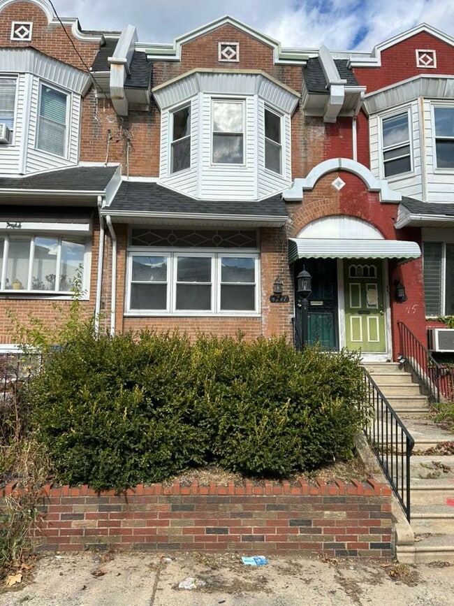 Building Photo - 4747 Sansom St