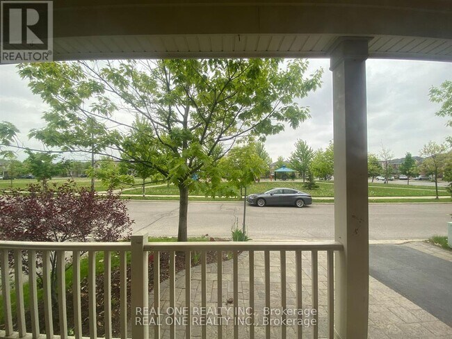 Building Photo - 875 Jackman Gate