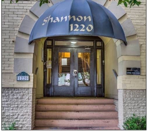 Foto principal - 1220 Boylston Ave
