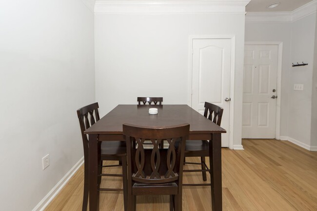 Foto del edificio - 1 Bedroom 1 Bath Condo in Park West - Moun...