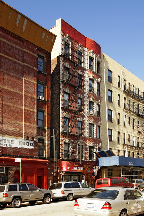 Primary Photo - 178 E 7th St