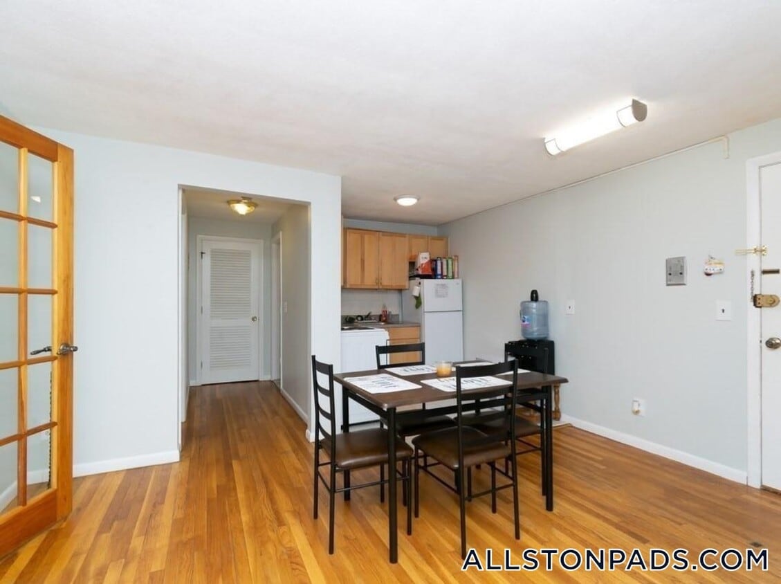 Primary Photo - 20 Radcliffe Rd