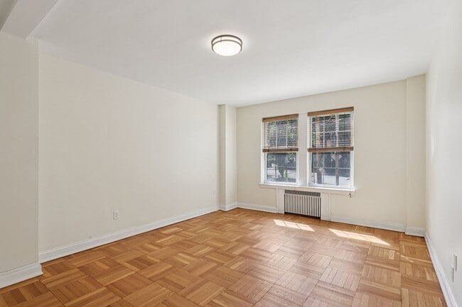 Interior Photo - The Royal York Apartments