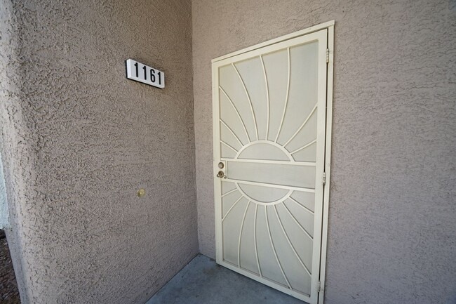 Building Photo - 5250 S Rainbow Blvd