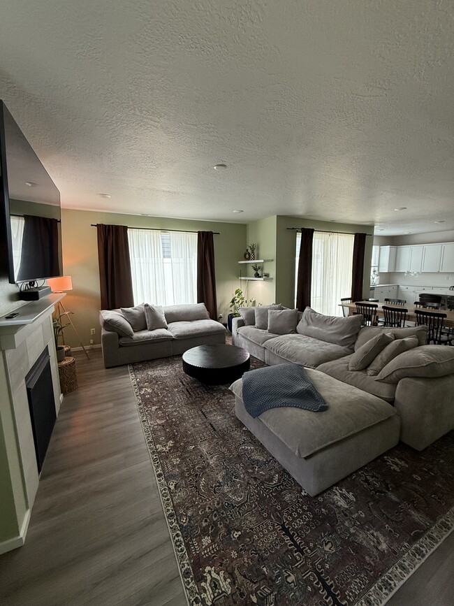 Living rm - 24369 E Harrier Loop