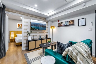 Building Photo - 168 McCaul St