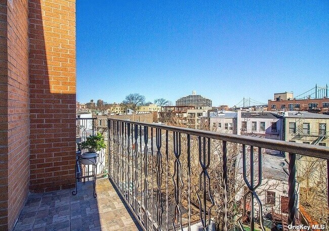 Foto del edificio - 14-43-43 28th Ave