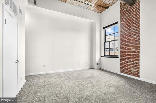 Foto del edificio - 303 Vine St