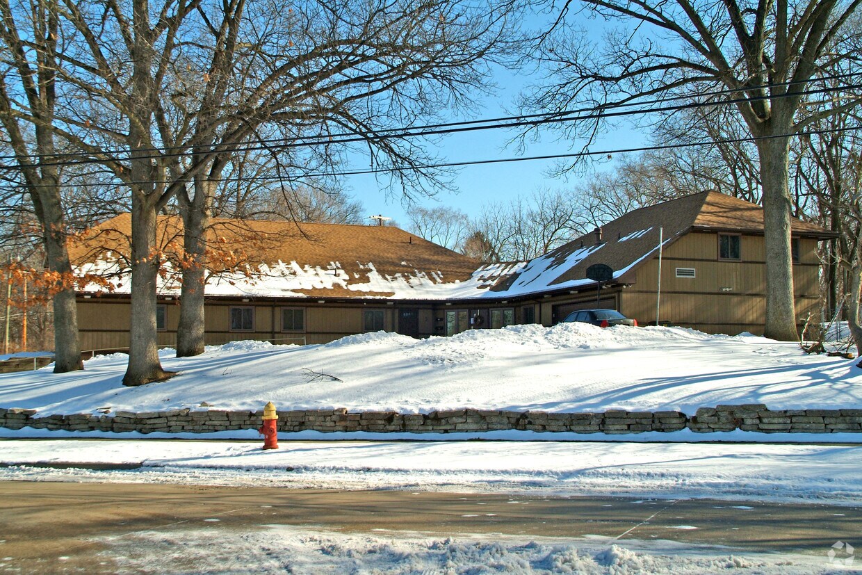 Building Photo - 16706 Lamphere St