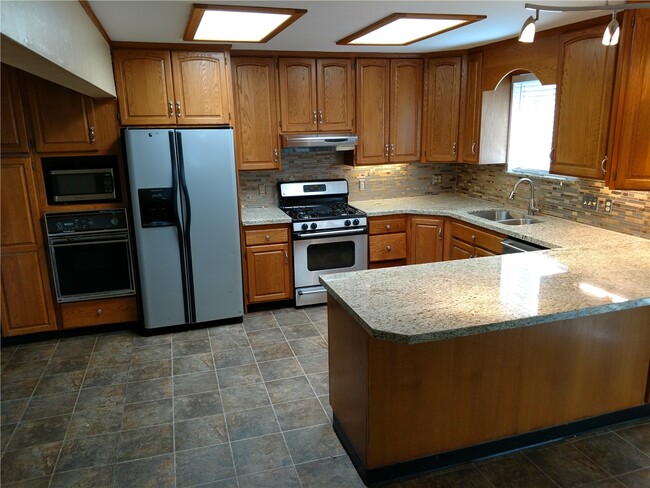 Kitchen - 3445 S Westwood Dr