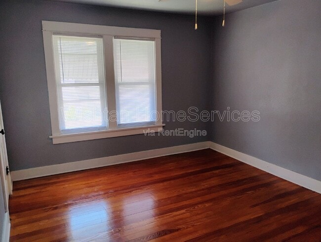 Foto del edificio - 159 W Locust St