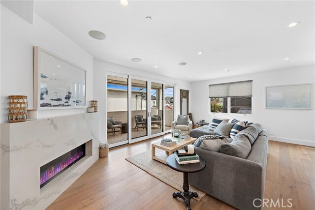 Foto principal - 304 Iris Ave